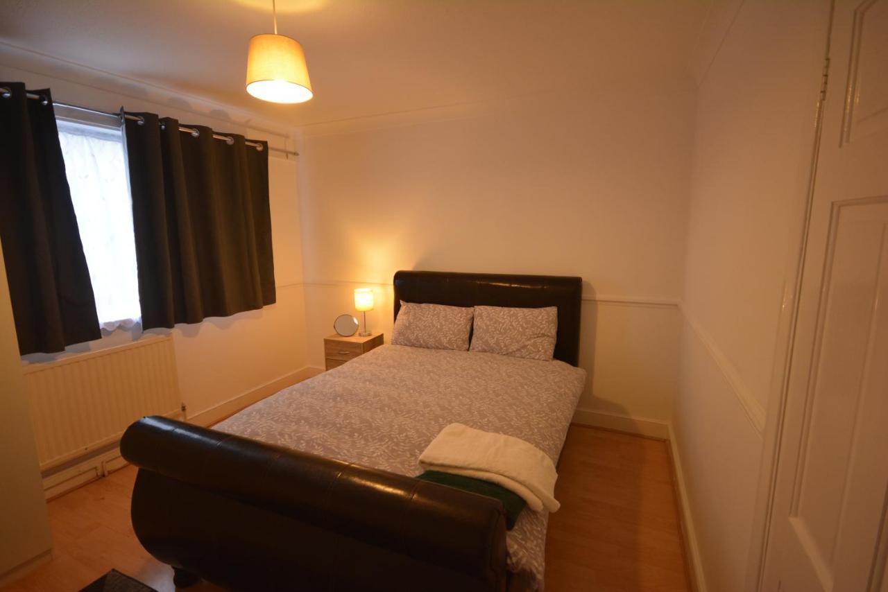 Five Bedroom Townhouse Near Excel Exhibition Centre Londra Esterno foto