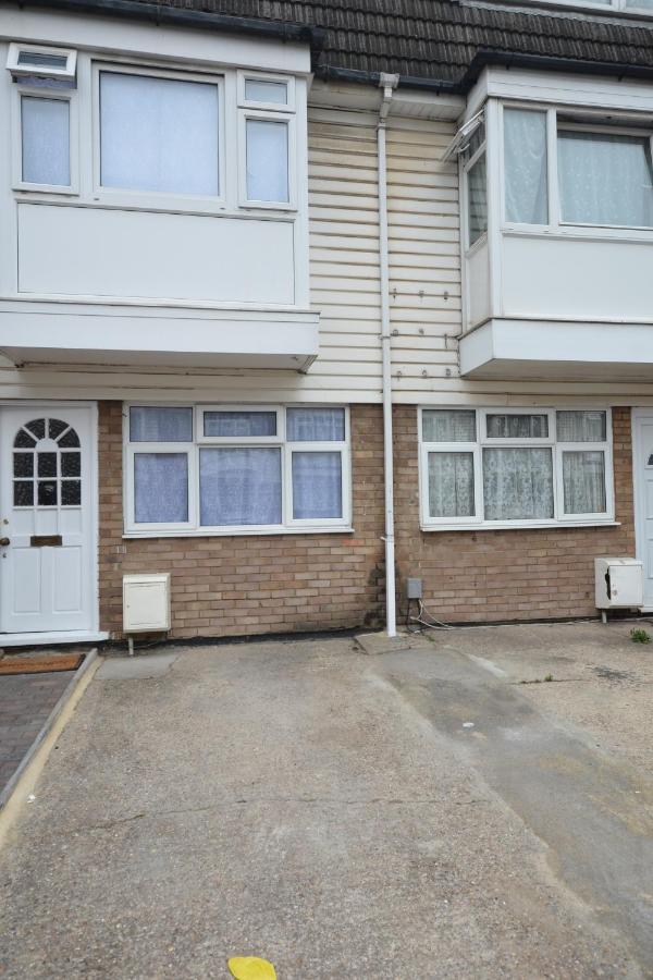 Five Bedroom Townhouse Near Excel Exhibition Centre Londra Esterno foto
